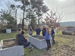 Erstes Treffen auf dem Acker